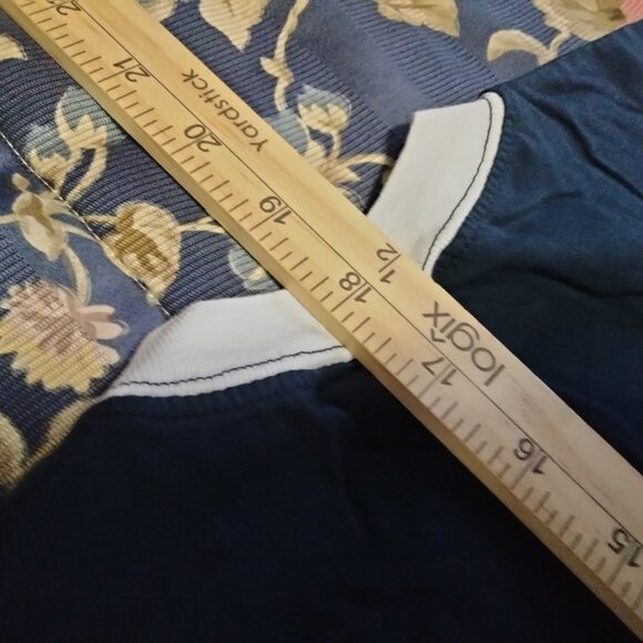 Vespa Italia Italian Kids Size 5-6 (Euro) Embroidered 100% Cotton Tee Shirt - Picture 9 of 10